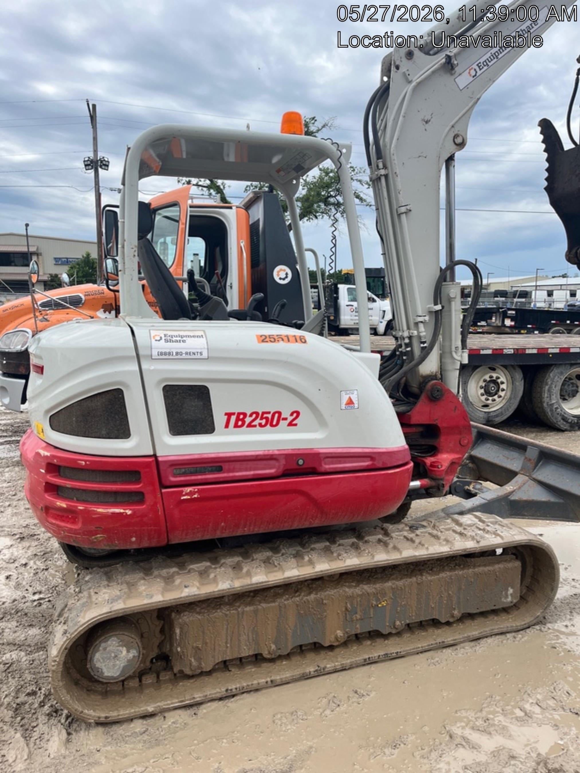 2021 TAKEUCHI TB250-2