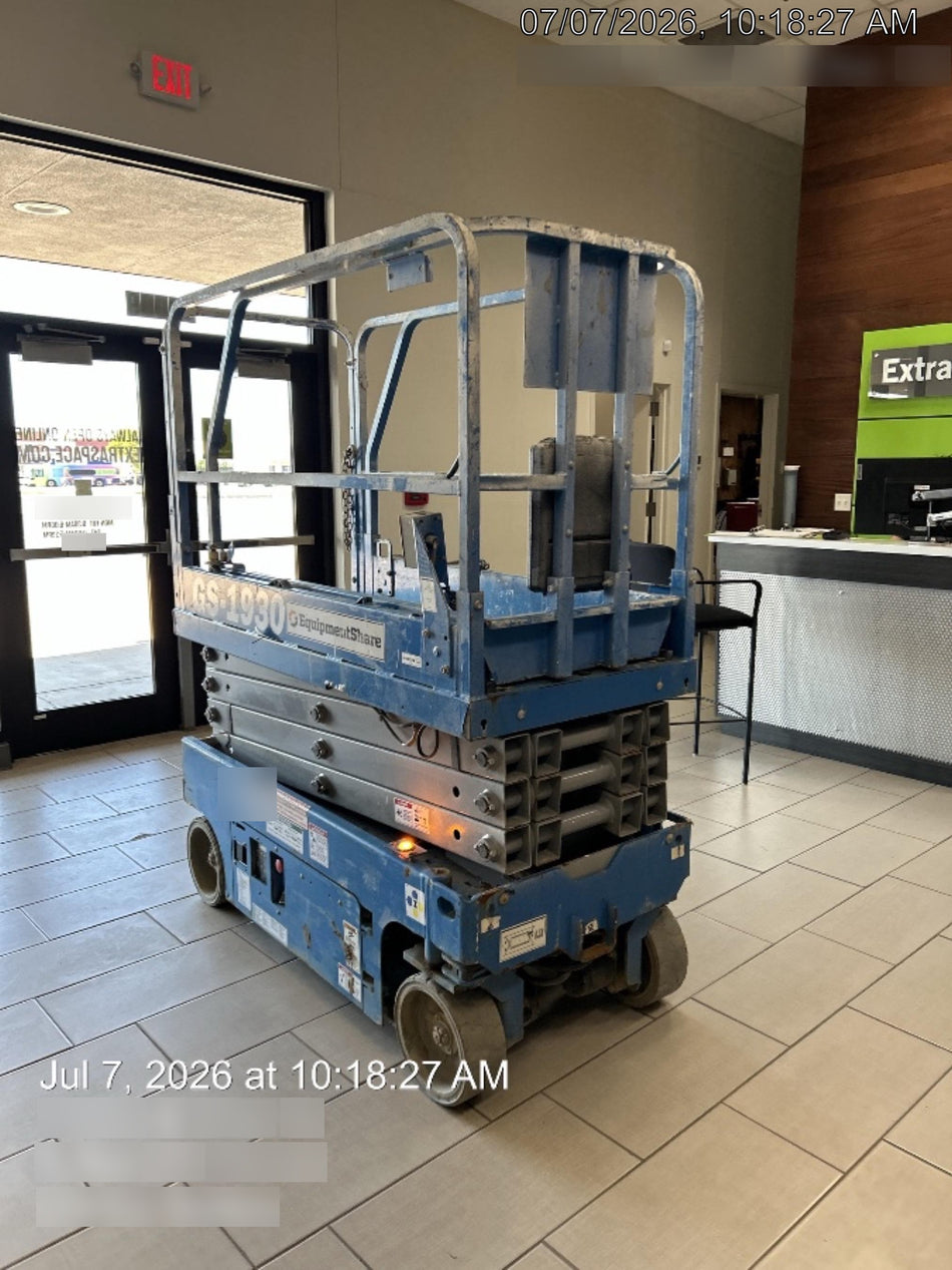 2019 Genie GS-1930 Fixed Rails with Chain Entry