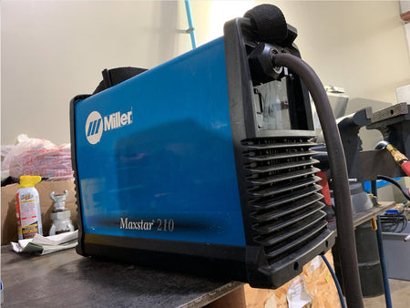 2022 MILLER ELECTRIC Maxstar 210 STR
