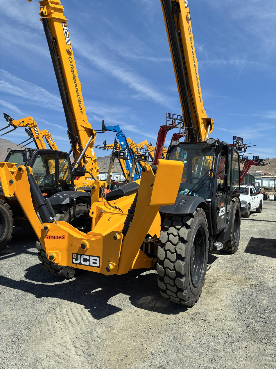 2026 JCB 512-56
