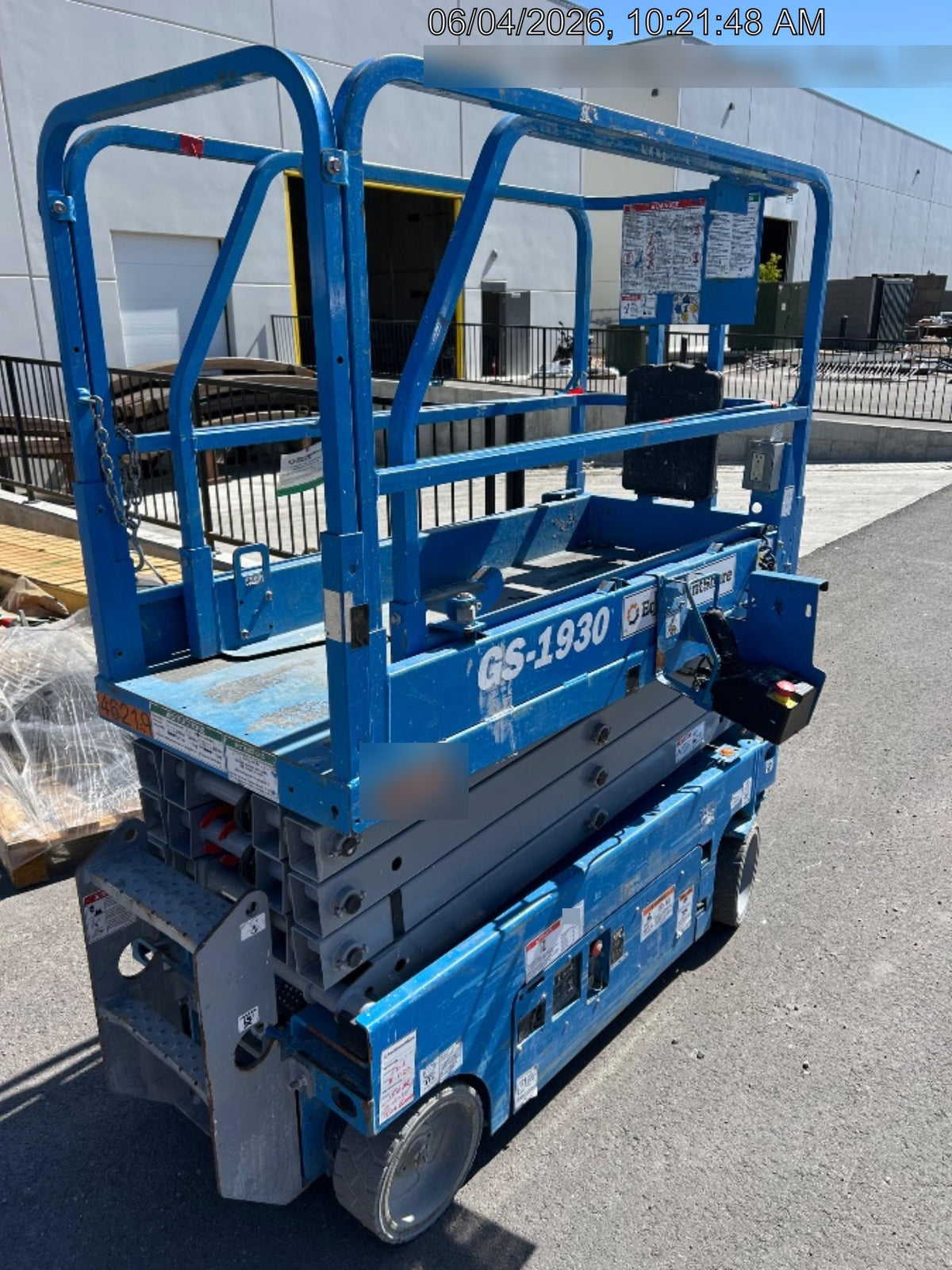 2019 Genie GS-1930 Fixed rails with chain Entry