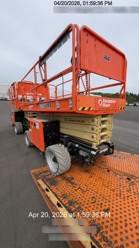 2022 JLG ERT4069
