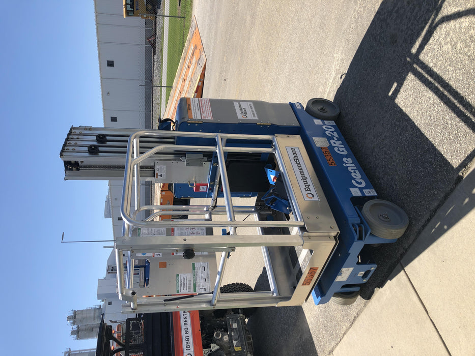 2019 GENIE GR-20