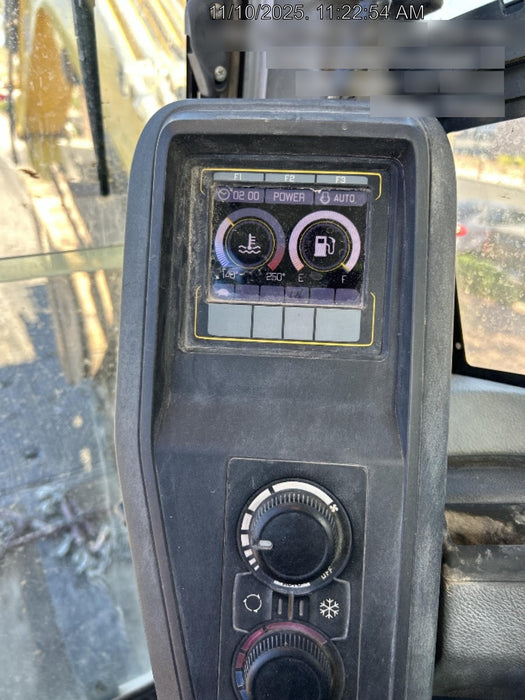 Wacker Neuson ET90 Enclosed Cab, Hybrid Tracks, Long Dipperstick, Bucket