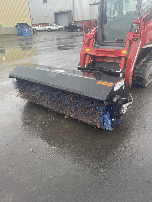 2022 TAKEUCHI 84" Broom - Takeuchi