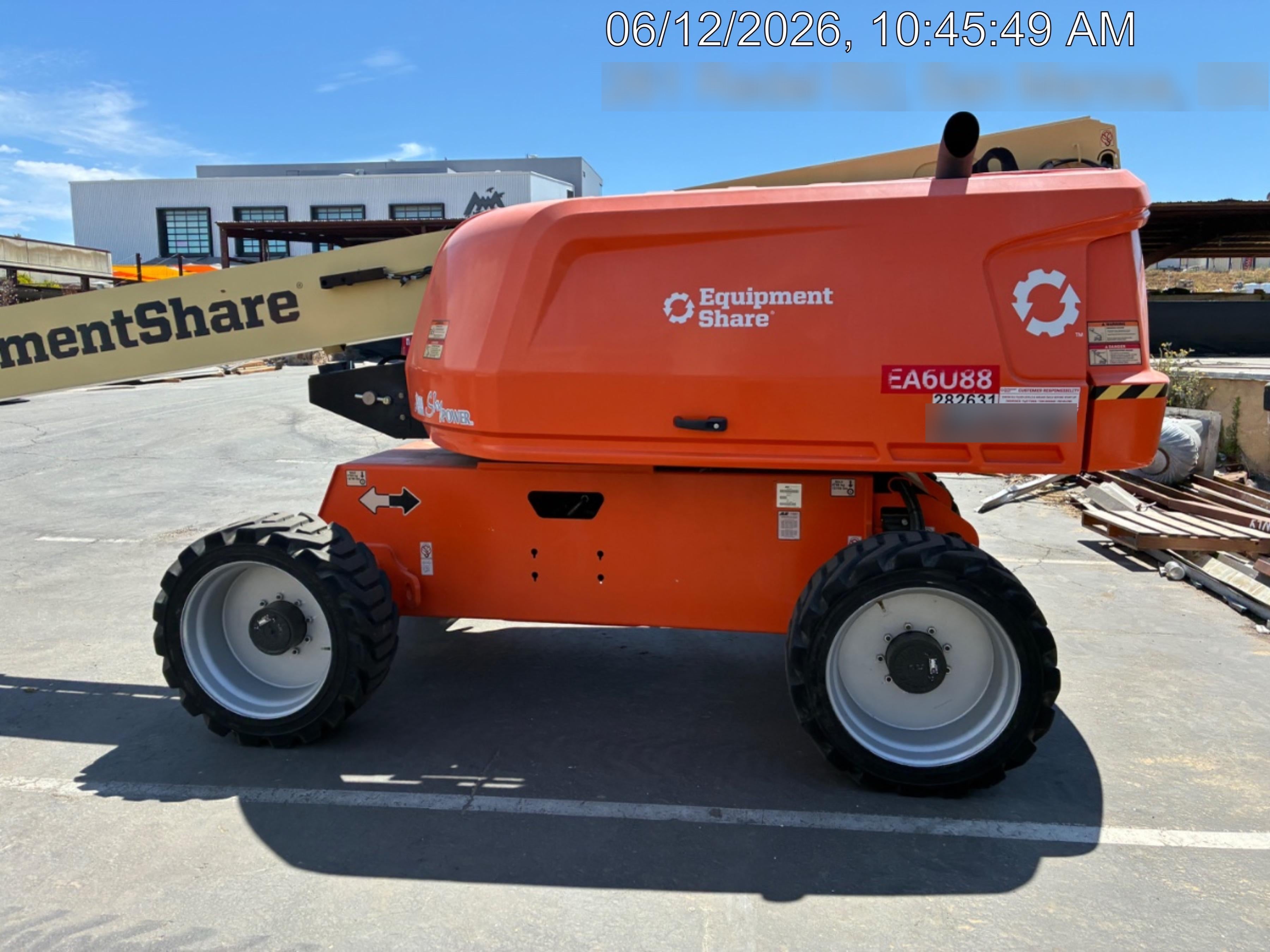 2022 JLG 600S