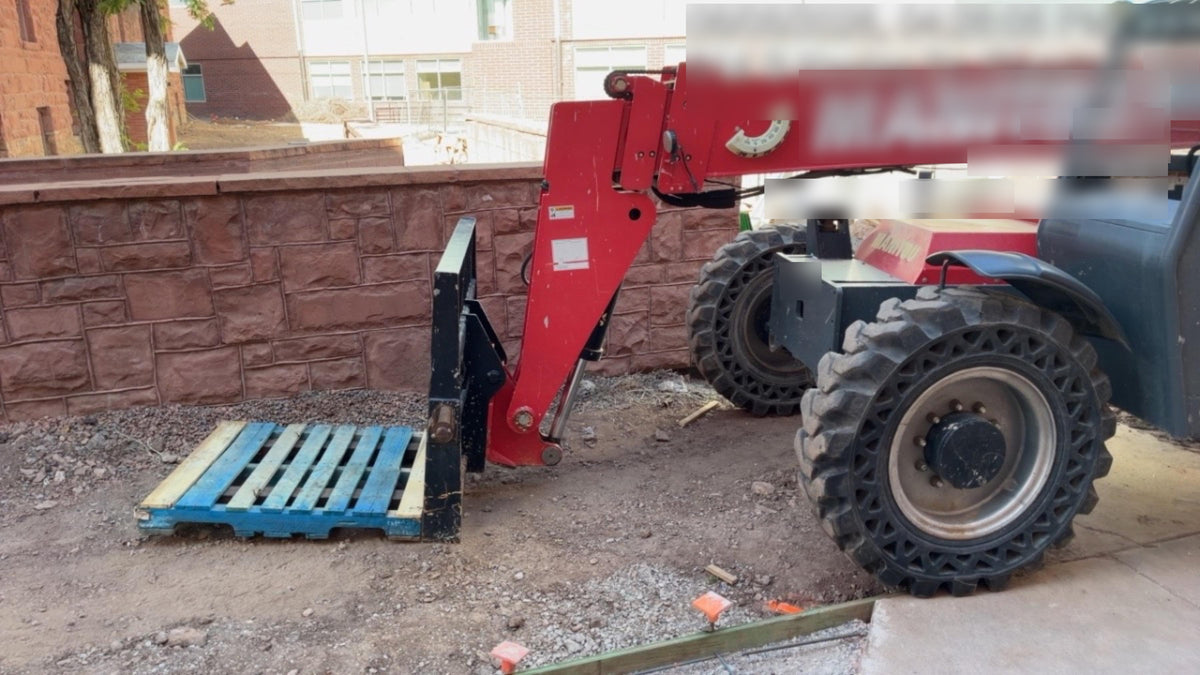 2019 Manitou MTA8044 MTA 8044 - 74 HP T4, Canopy, Worklights/Strobe, Beacon, 66" Carriage, 48" Forks, Solid Tires, Lift Hook, Aux Hydraulics