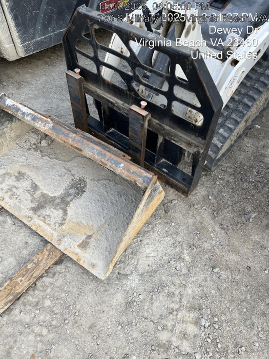 2023 BOBCAT 36" Mini Skid Steer Fork Carriage - Bobcat