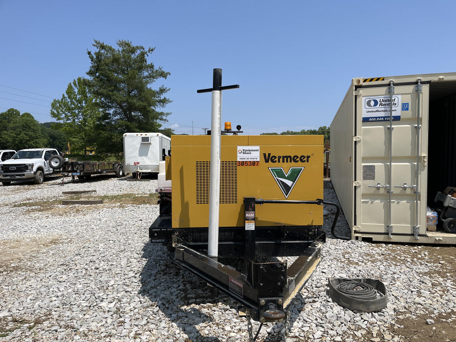 2023 Vac-Tron LP573XDT T4 Koehler Diesel Engine, 500 Gallon Debris Tank, x2 100 Gallon Water Tanks