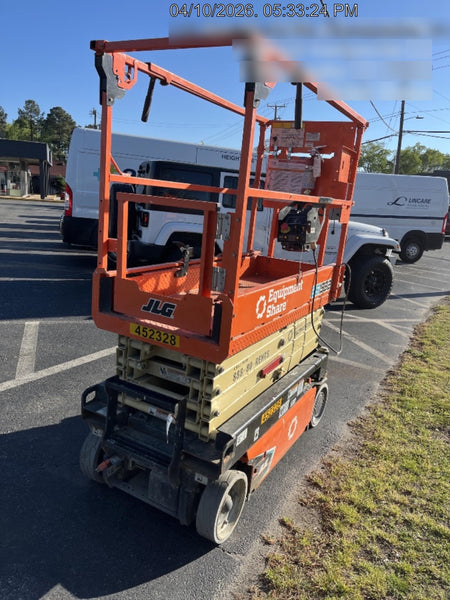 2024 JLG ES1932