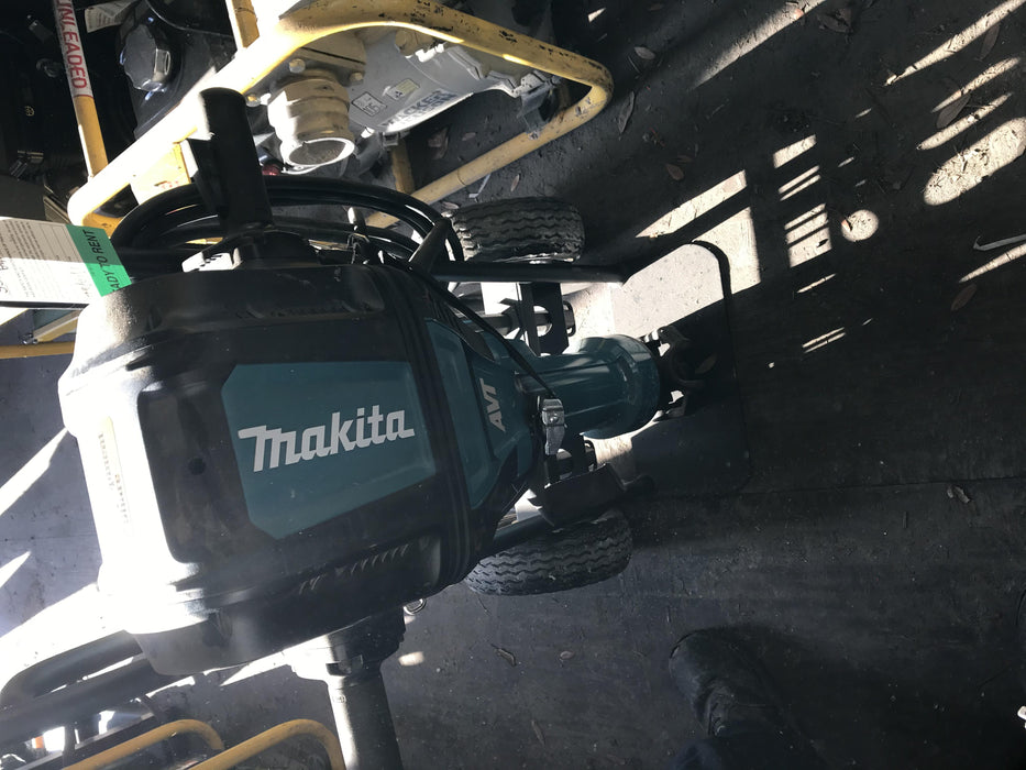 2019 MAKITA HM1812X3