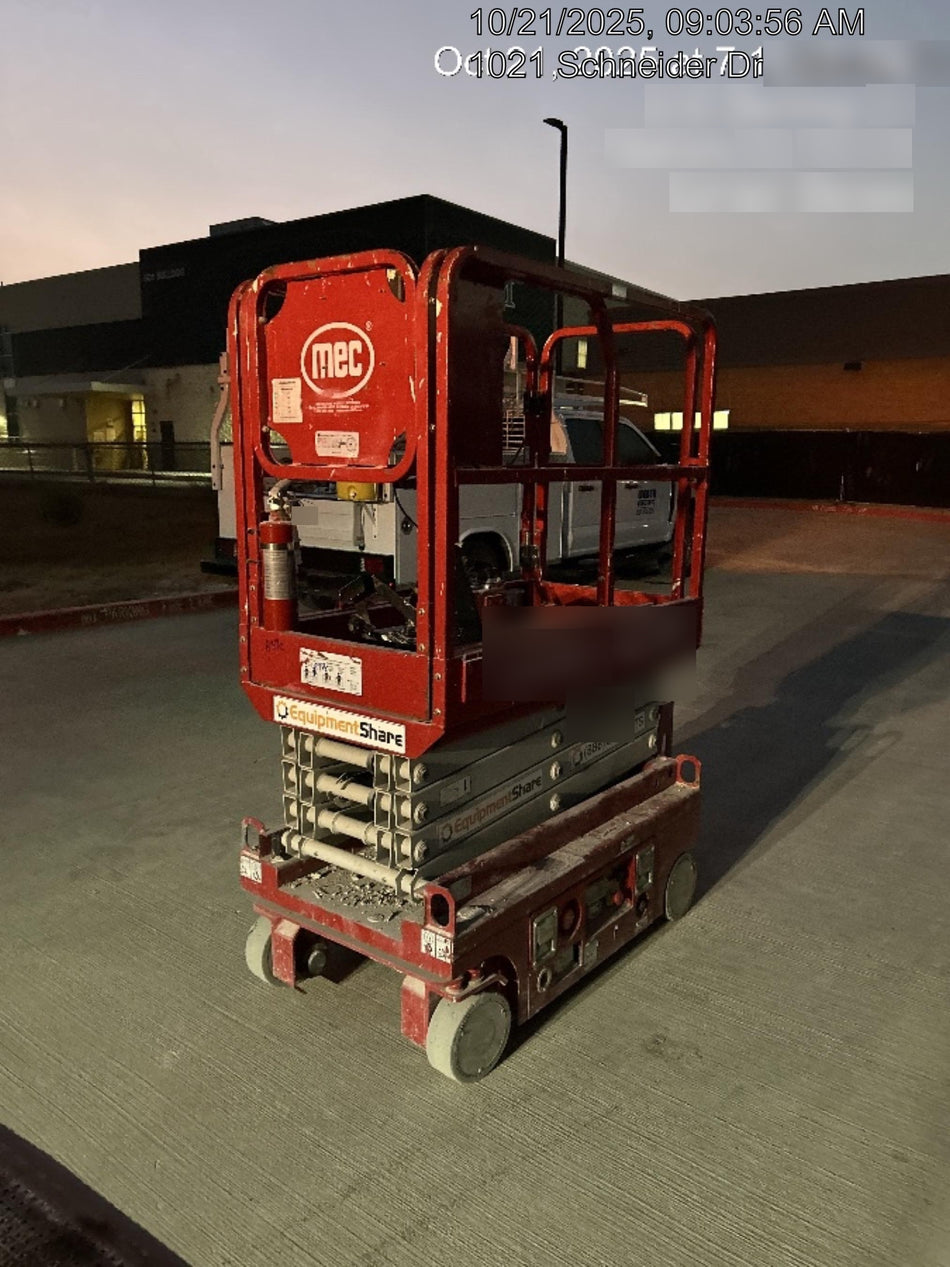 2019 MEC 1330SE MEC 1330SE w/ES Track Hardware, Full Extended 2 Year Warranty