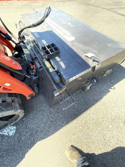 2020 PALADIN Sweepster SB72