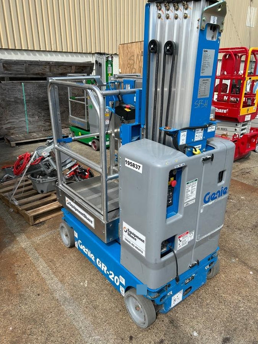 2021 GENIE GR-20