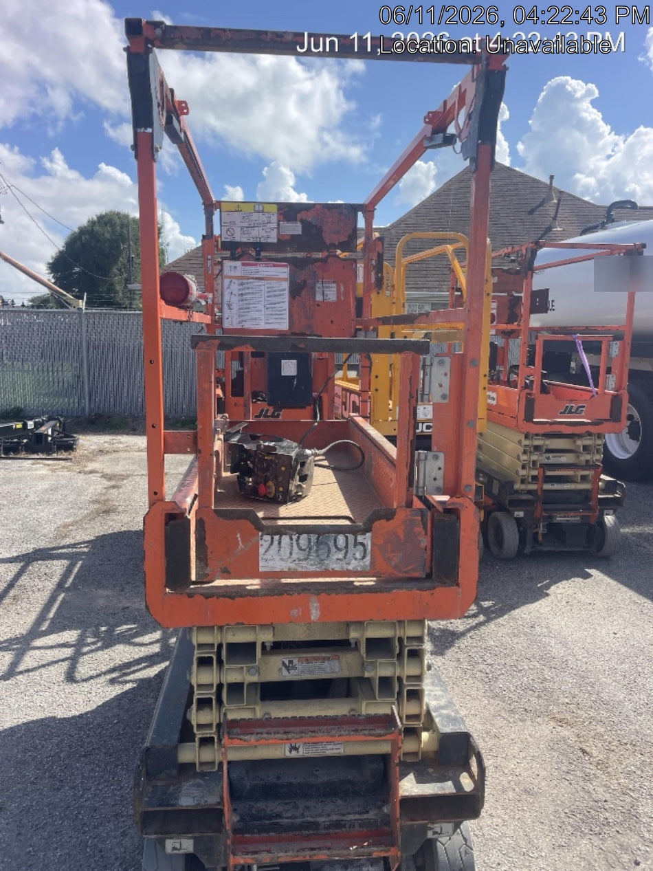 2022 JLG ES1932