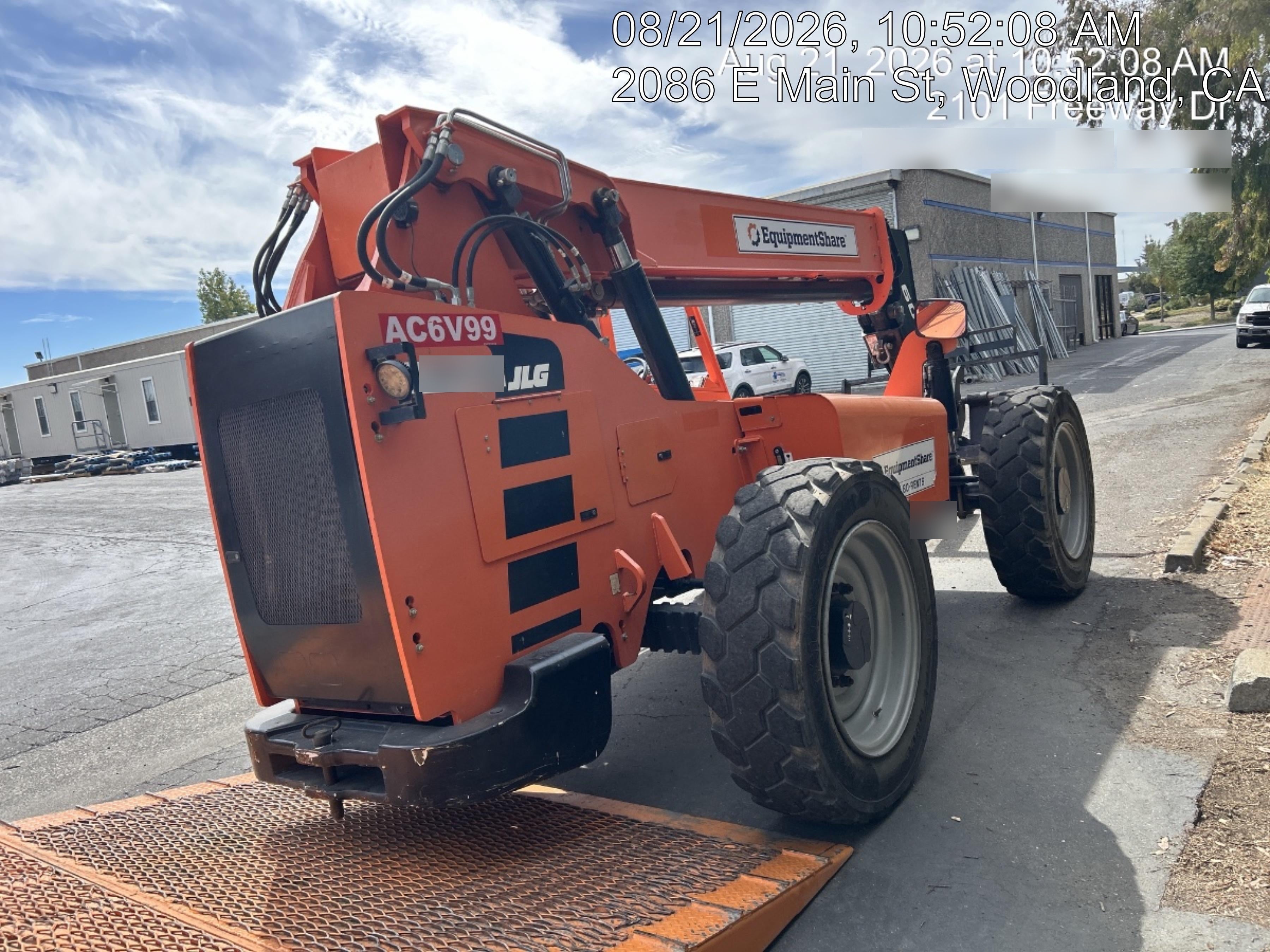 2021 JLG 6036