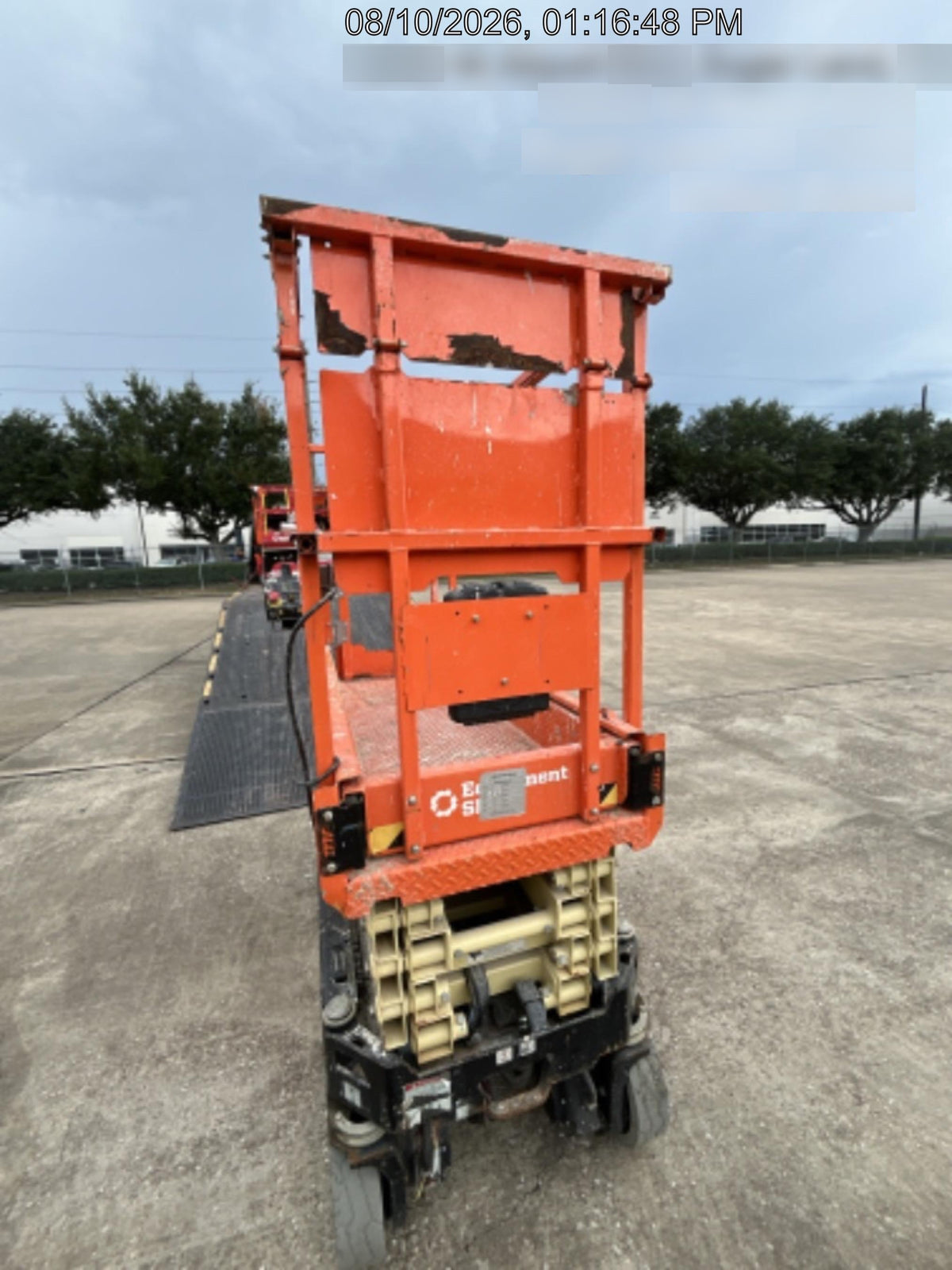 2023 JLG ES1932