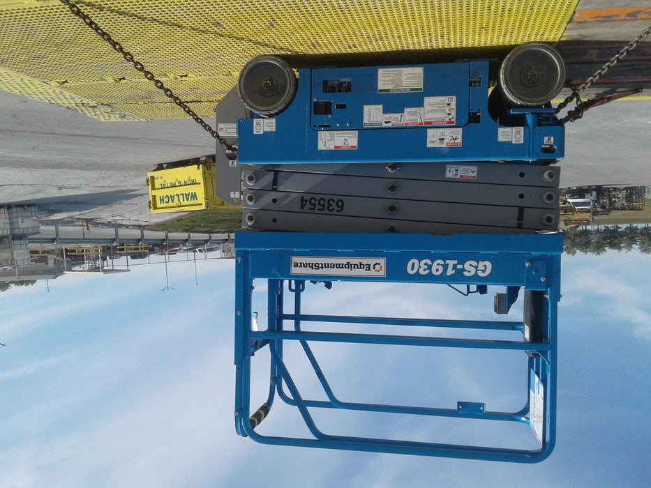 2020 Genie GS-1930 Solid Non Marking Tires, Beacon, Folding rails with half height swing gate