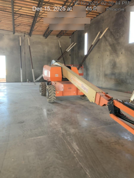 2017 JLG 660SJ