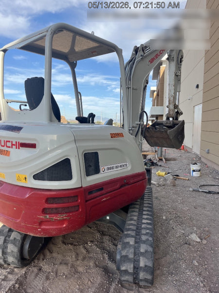 2022 TAKEUCHI TB235-2R