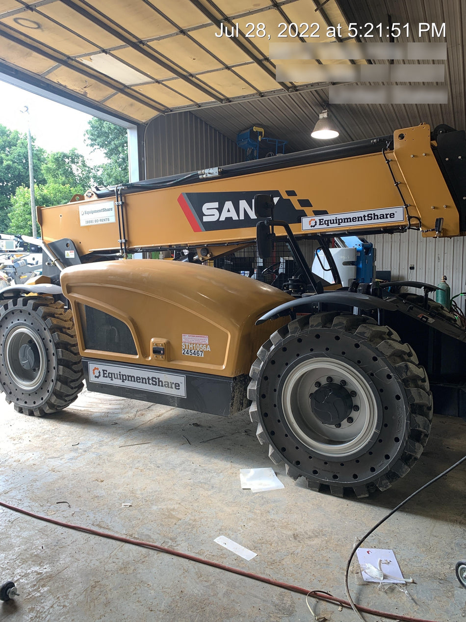 2021 SANY STH1056
