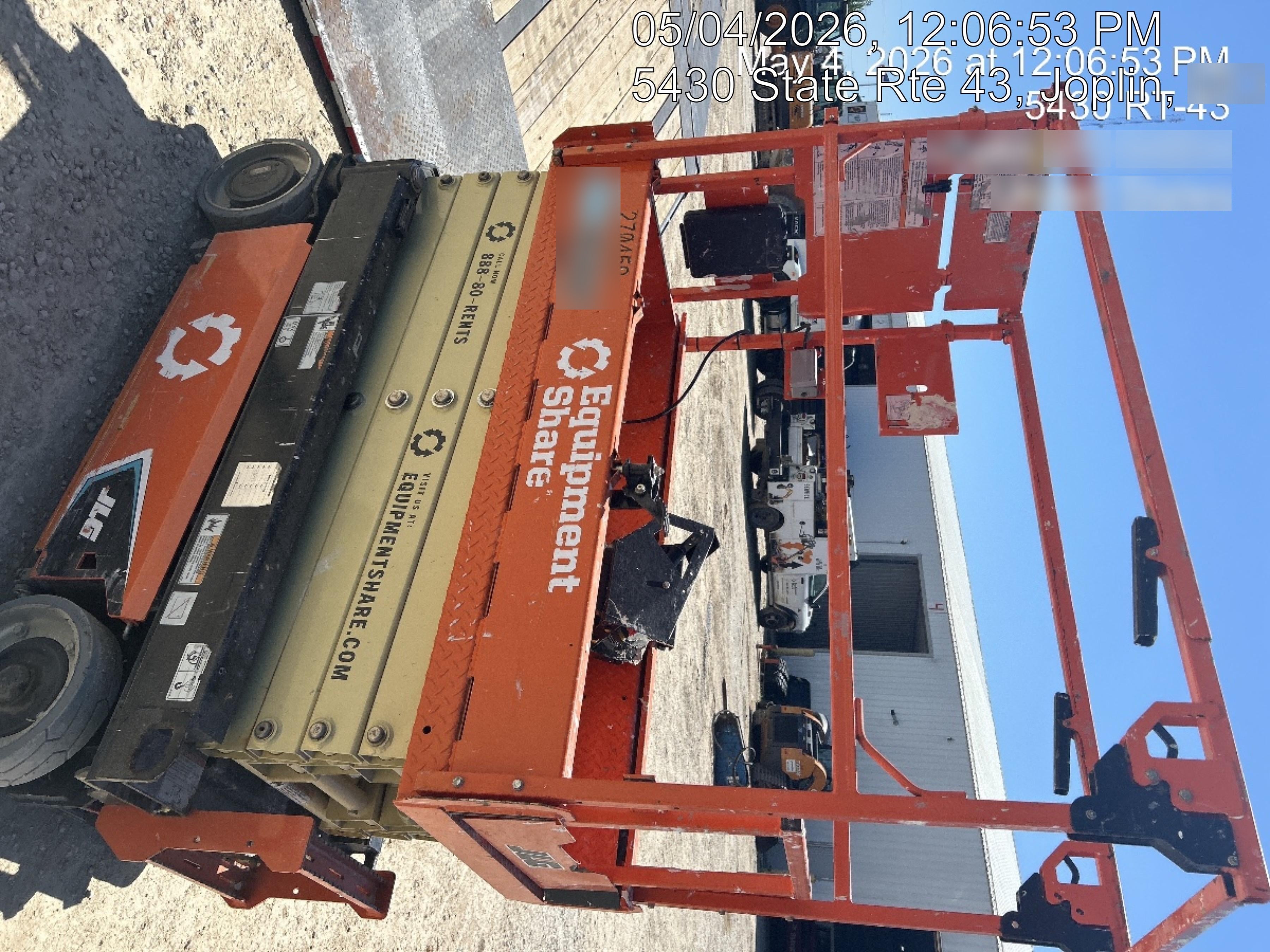 2022 JLG ES1932