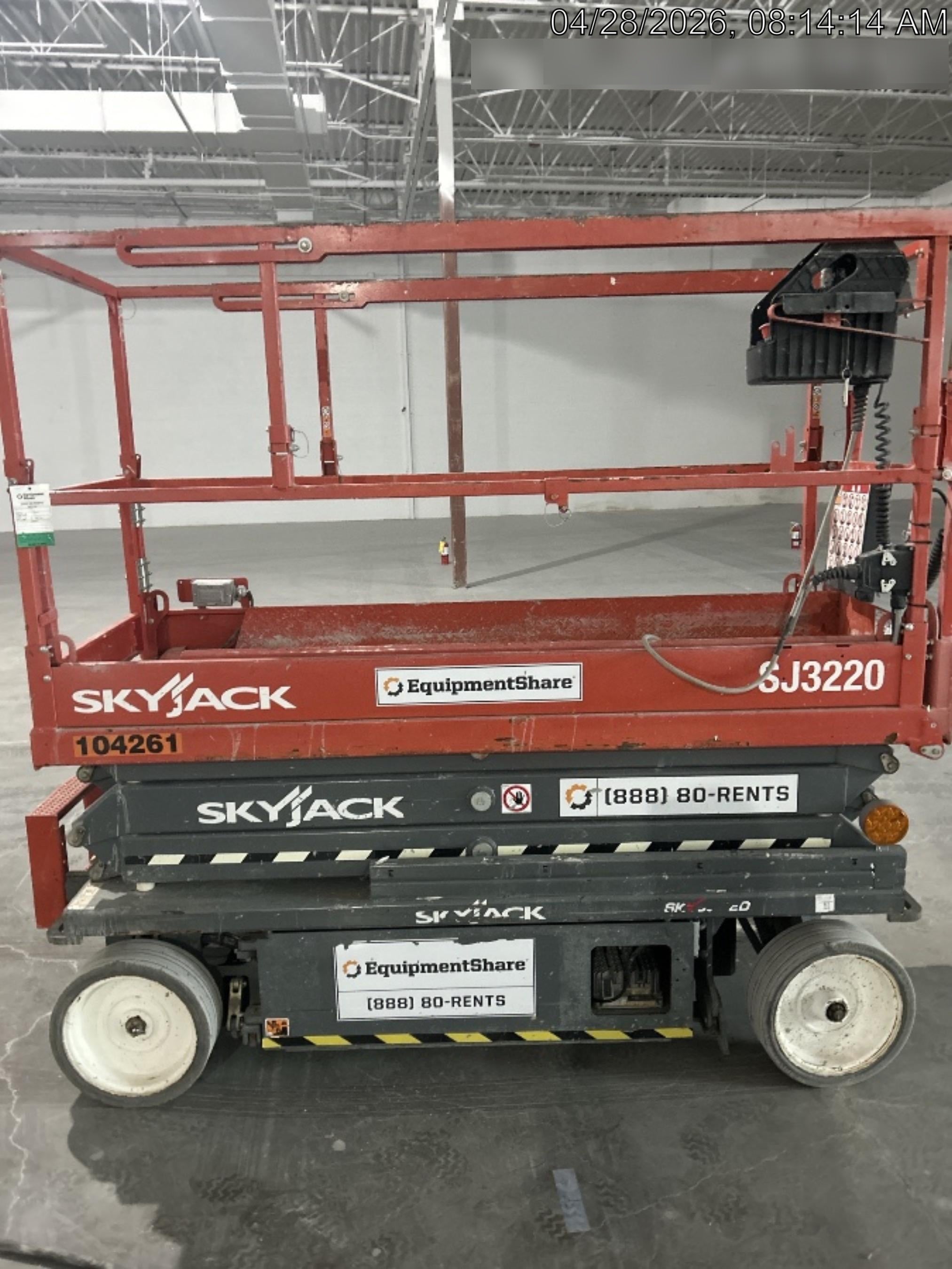 2020 Skyjack SJIII-3220 Solid NM Tires, Half height spring hinged entry gate, Dual Beacons, 6' Powered Extension Deck