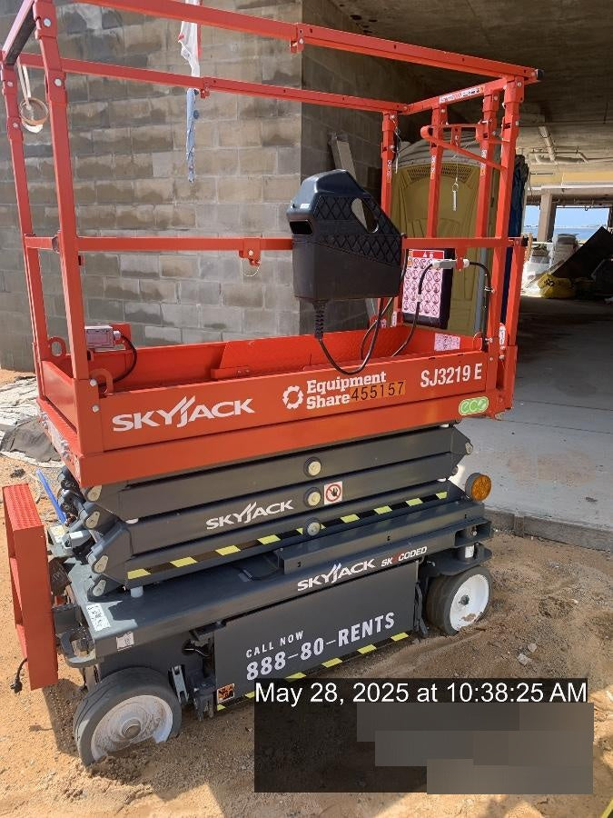 2024 SKYJACK SJ3219E