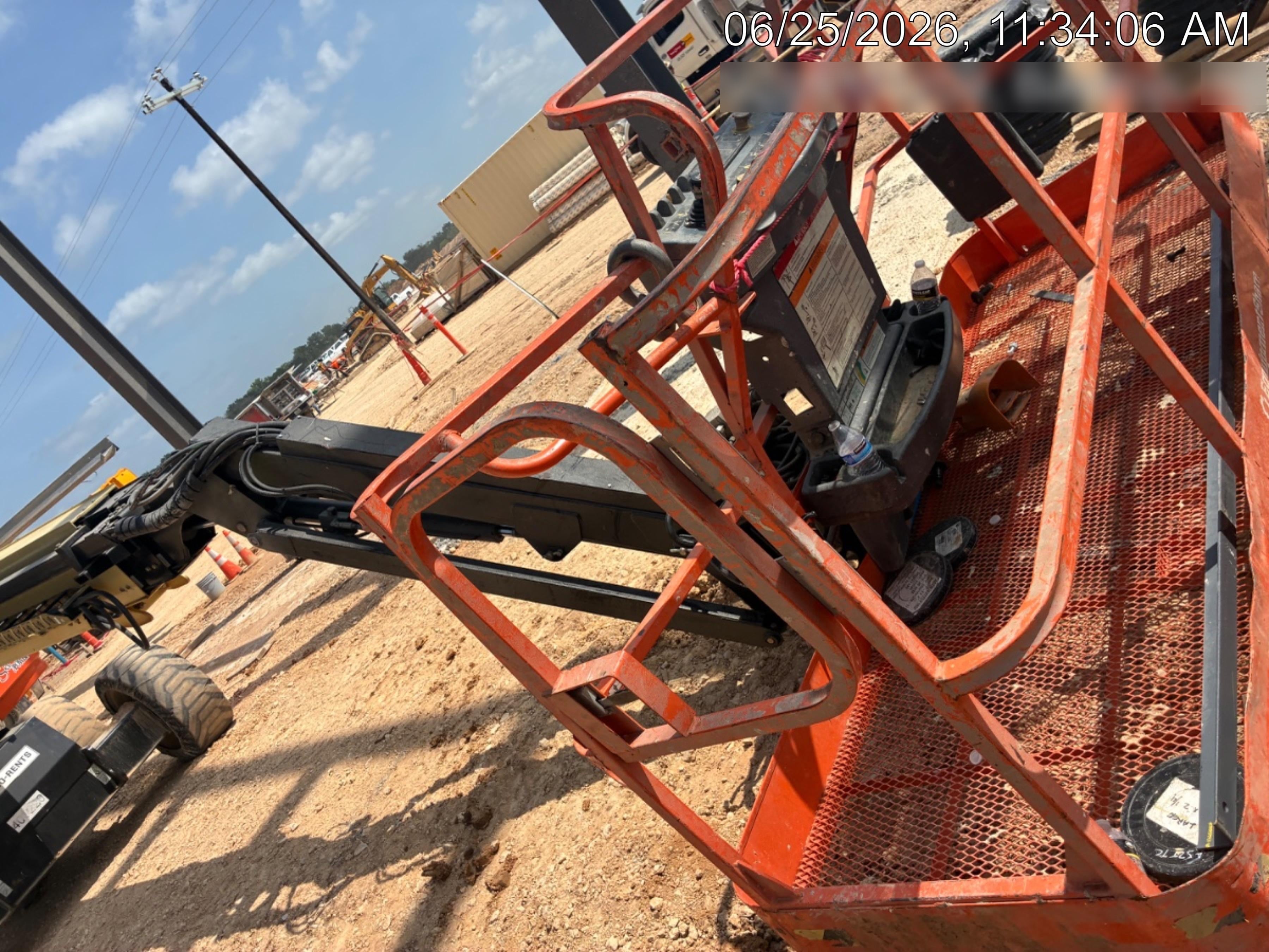 2024 JLG 660SJ