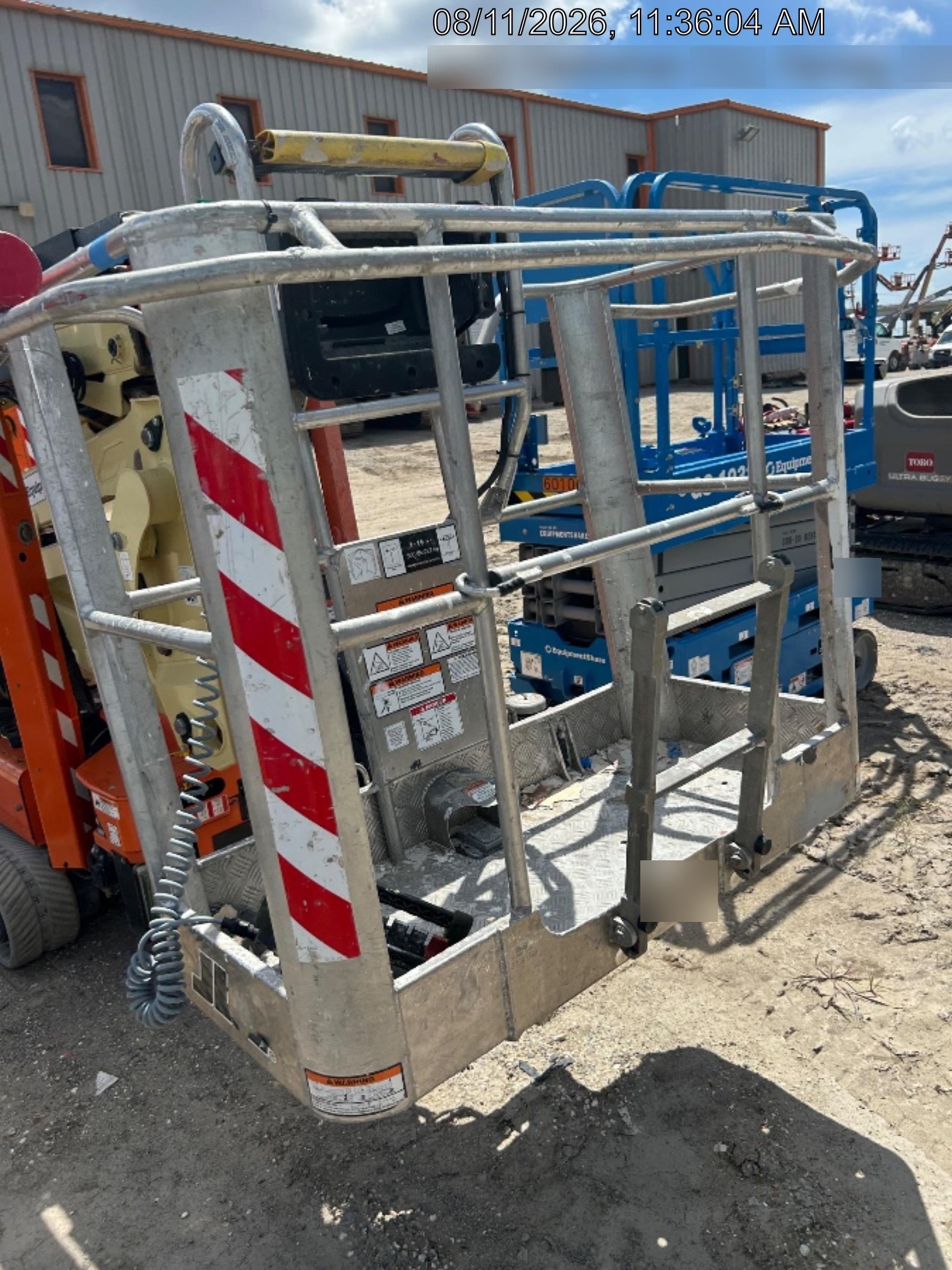 2022 JLG X600AJ