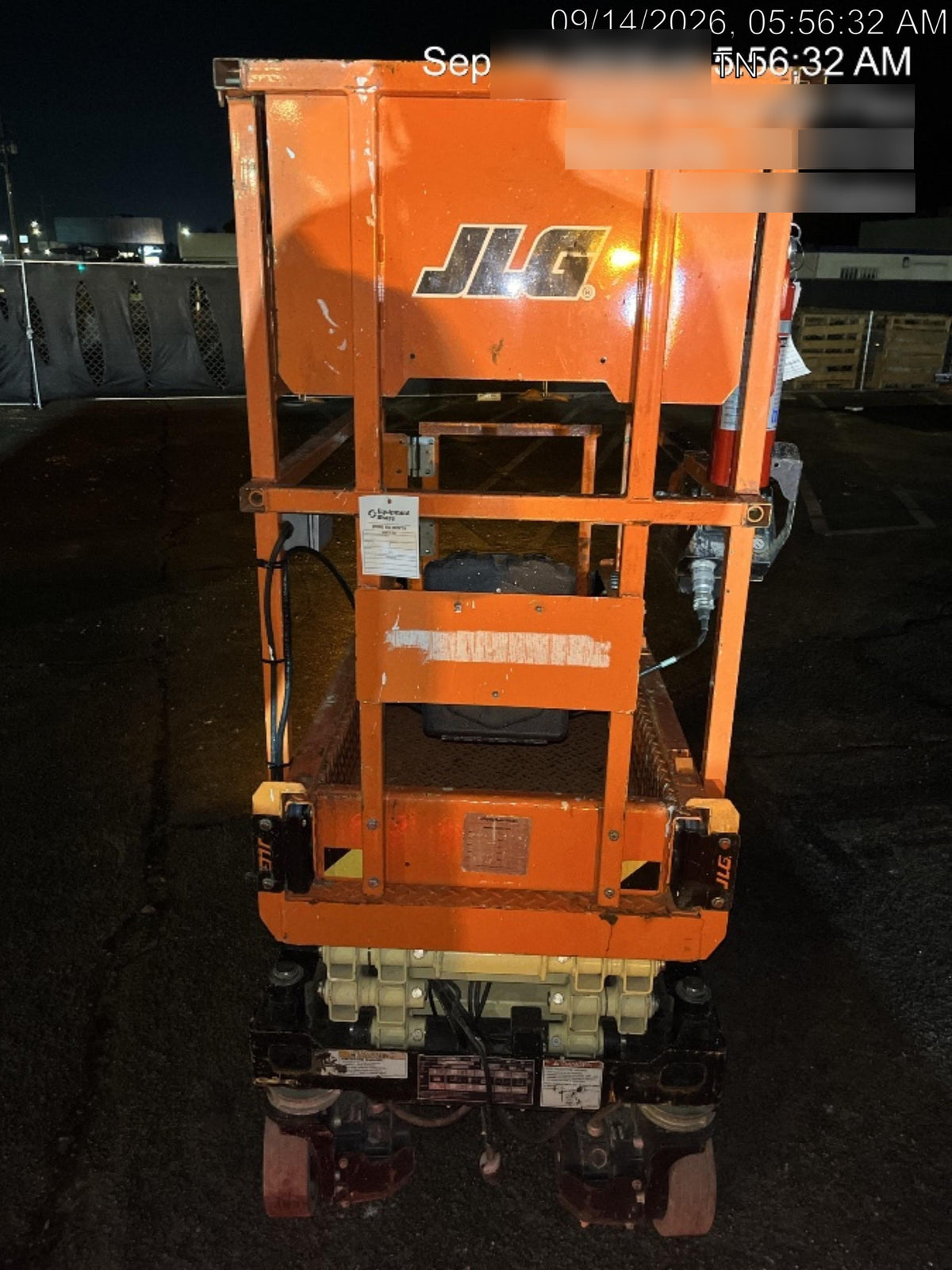 2021 JLG ES1330L