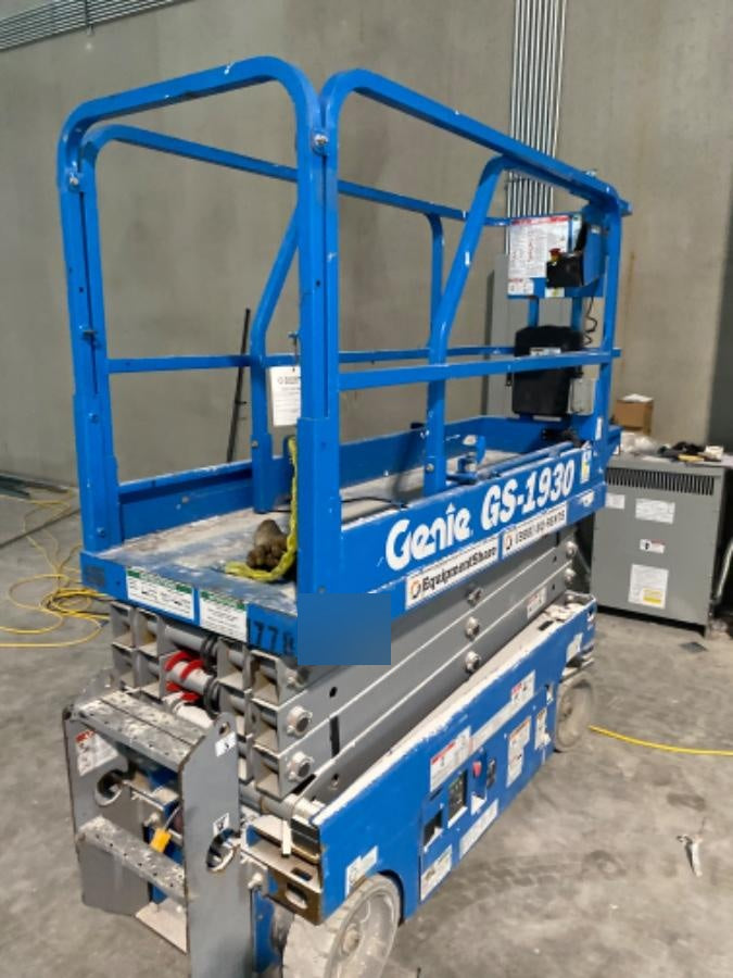 2018 Genie GS-1930 Genie GS-1930 w/Fixed Rail, Chain Entry