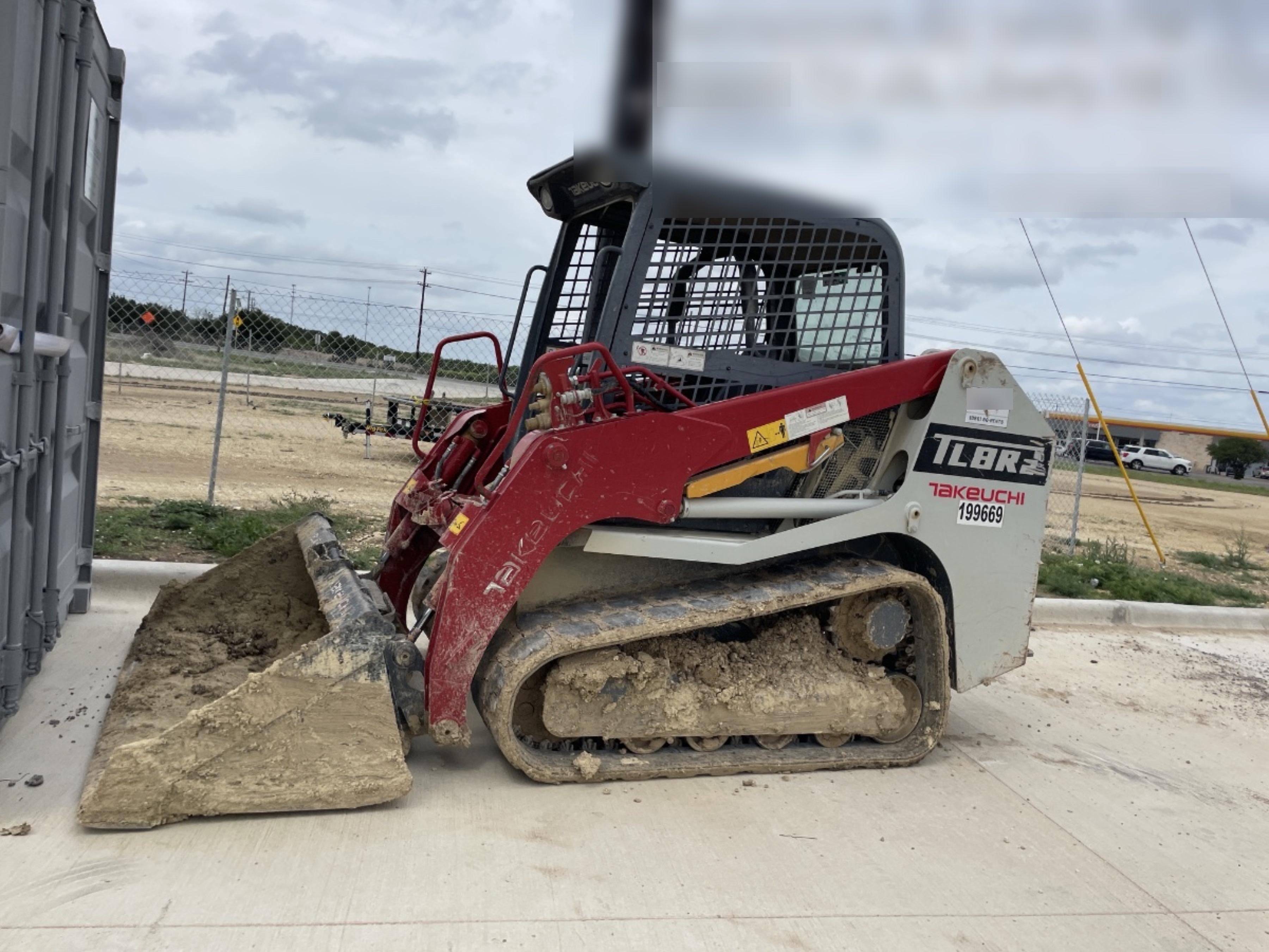 2022 TAKEUCHI TL8R2-R