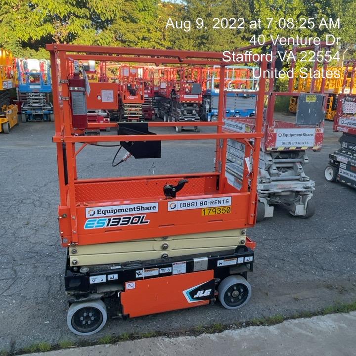 2021 JLG ES1330L