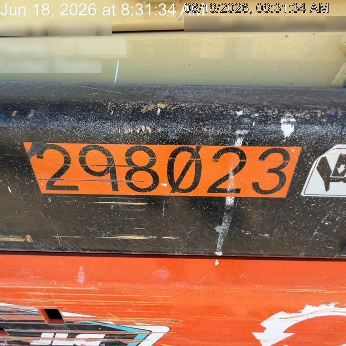 2023 JLG ES1932
