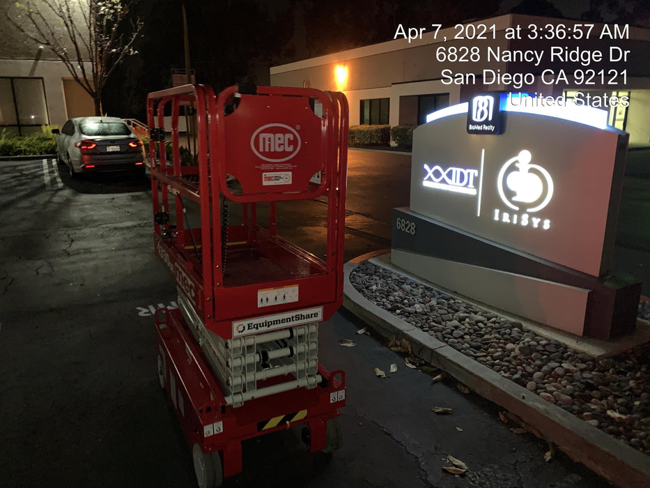 2020 MEC 1330SE Solid NM Tires, Steel Swing out Doors, LCS, Beacon, 900W Inverter