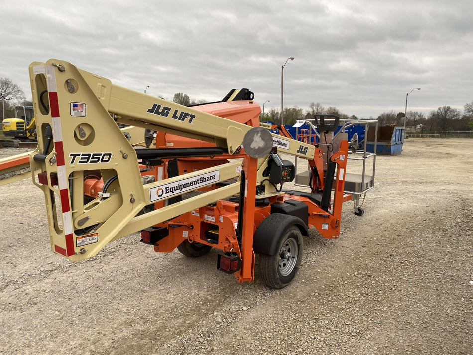 2023 JLG T350