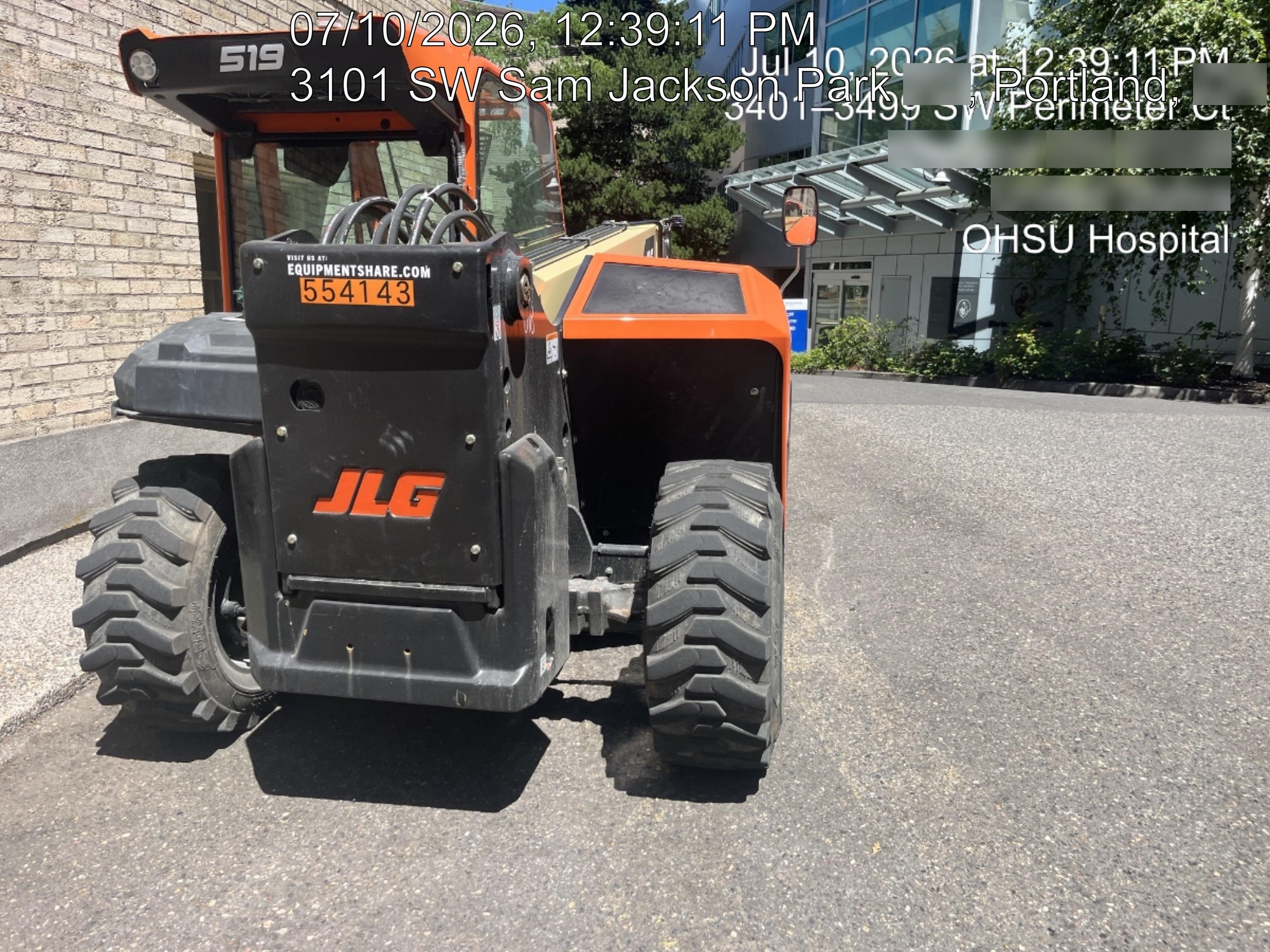 2025 JLG 519