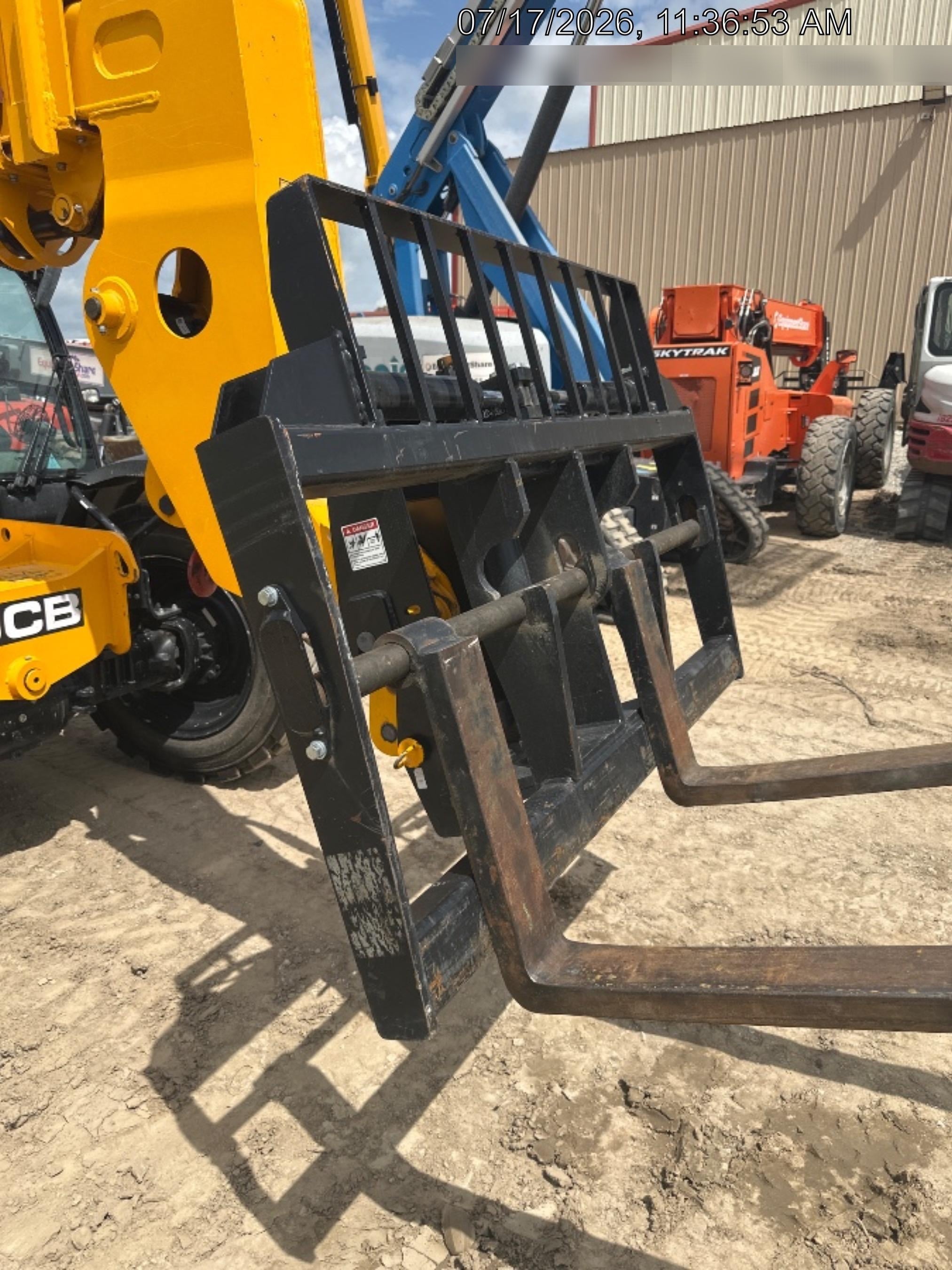 2025 JCB 332/E5286