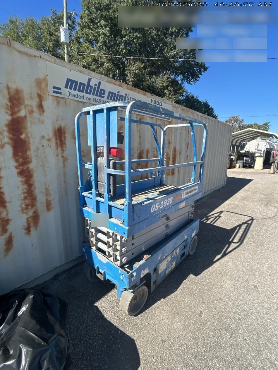 2019 Genie GS-1930 Fixed Rails with Chain Entry