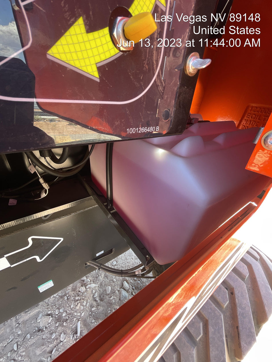 2023 JLG 860SJ