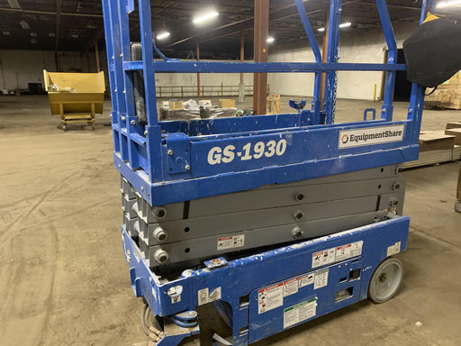 2019 Genie GS-1930 Fixed rails with chain Entry