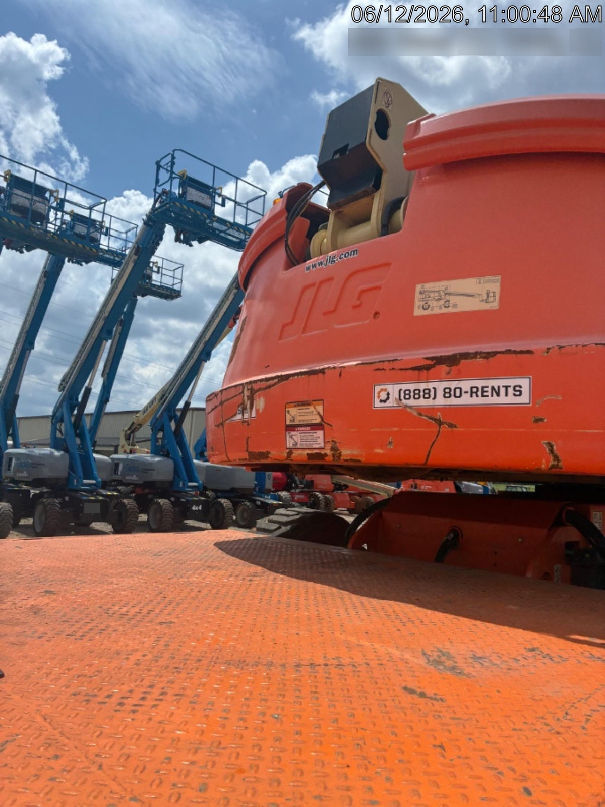 2021 JLG 600S