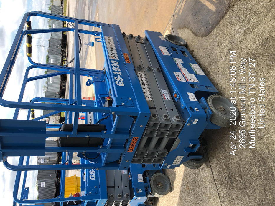 2019 Genie GS-1930 Fixed Rails with Chain Entry