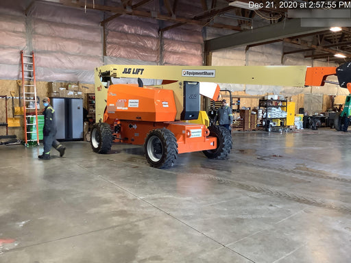 2020 JLG 800AJ