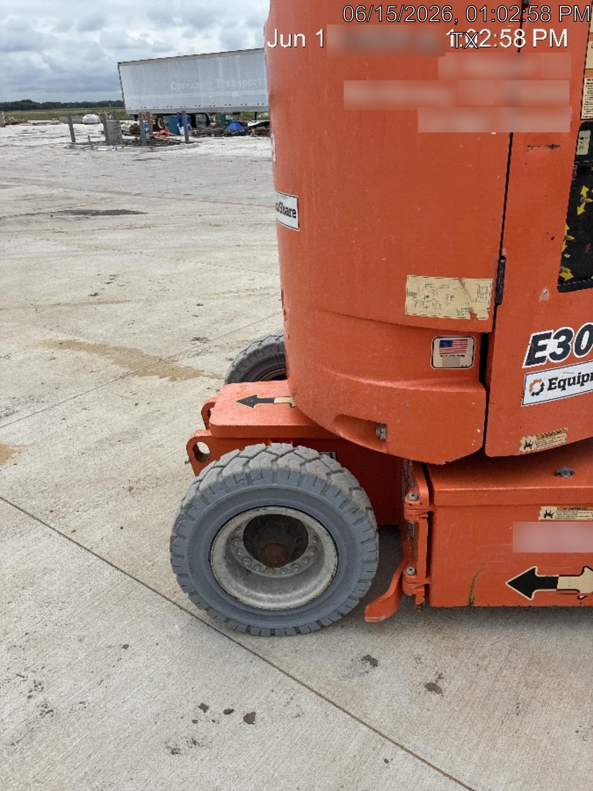 2019 JLG E300AJP
