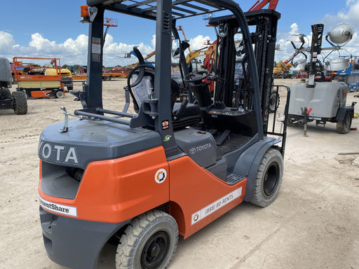 2022 TOYOTA 50-8FGU25