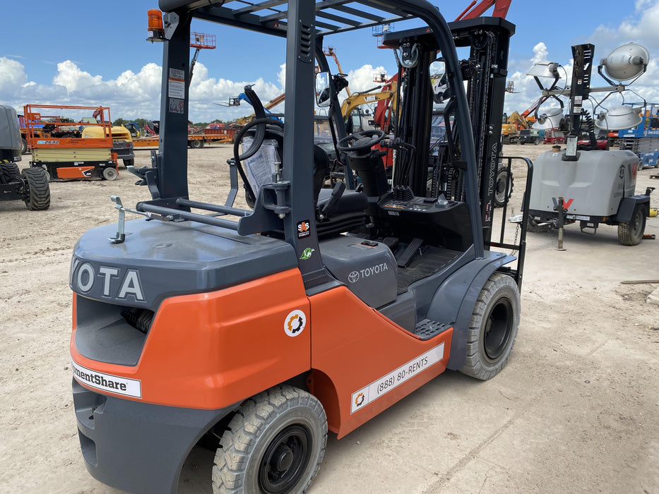 2022 TOYOTA 50-8FGU25