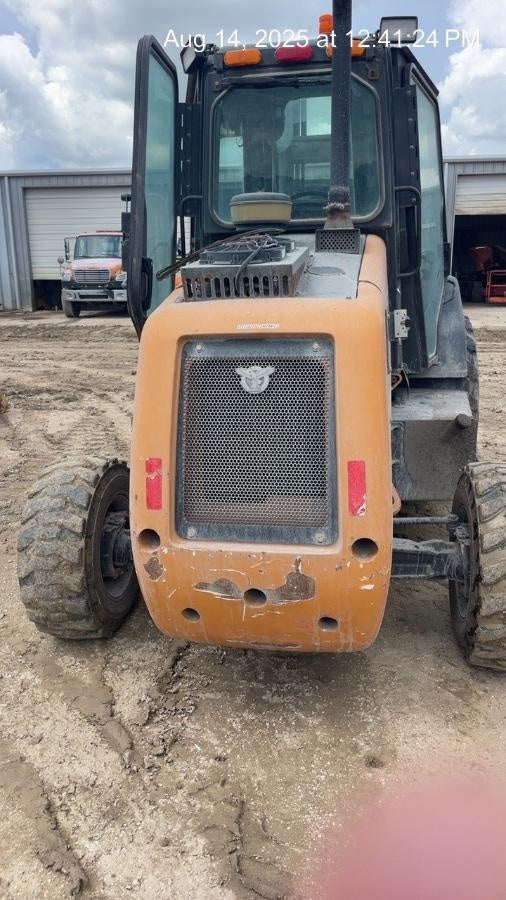 2021 CASE 586H