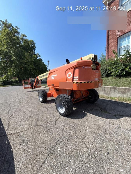 2022 JLG 660SJ